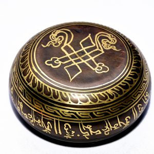 bajra-eachting-singing-bowl-01