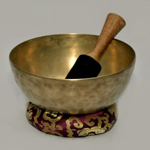 tibetan-handmade-singing-bowl-dim-03
