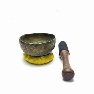 Antique Old Handmade Tibetan Singing Bowl Made in Nepal – 7 Metal Meditation Bowl