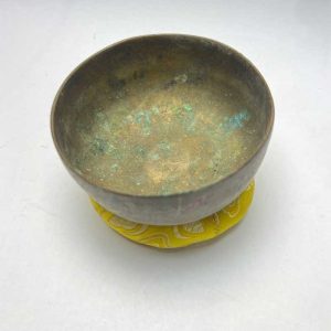 Antique Old Handmade Tibetan Singing Bowl Made in Nepal