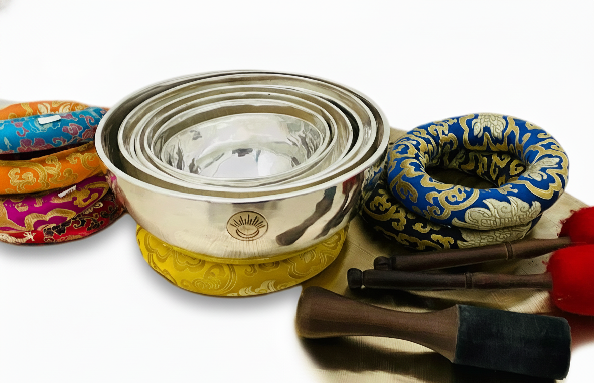 Silver-Plated Sun Moon Singing Bowl Set of 7 Silver-Plated Sun Moon Singing Bowl Set of 7