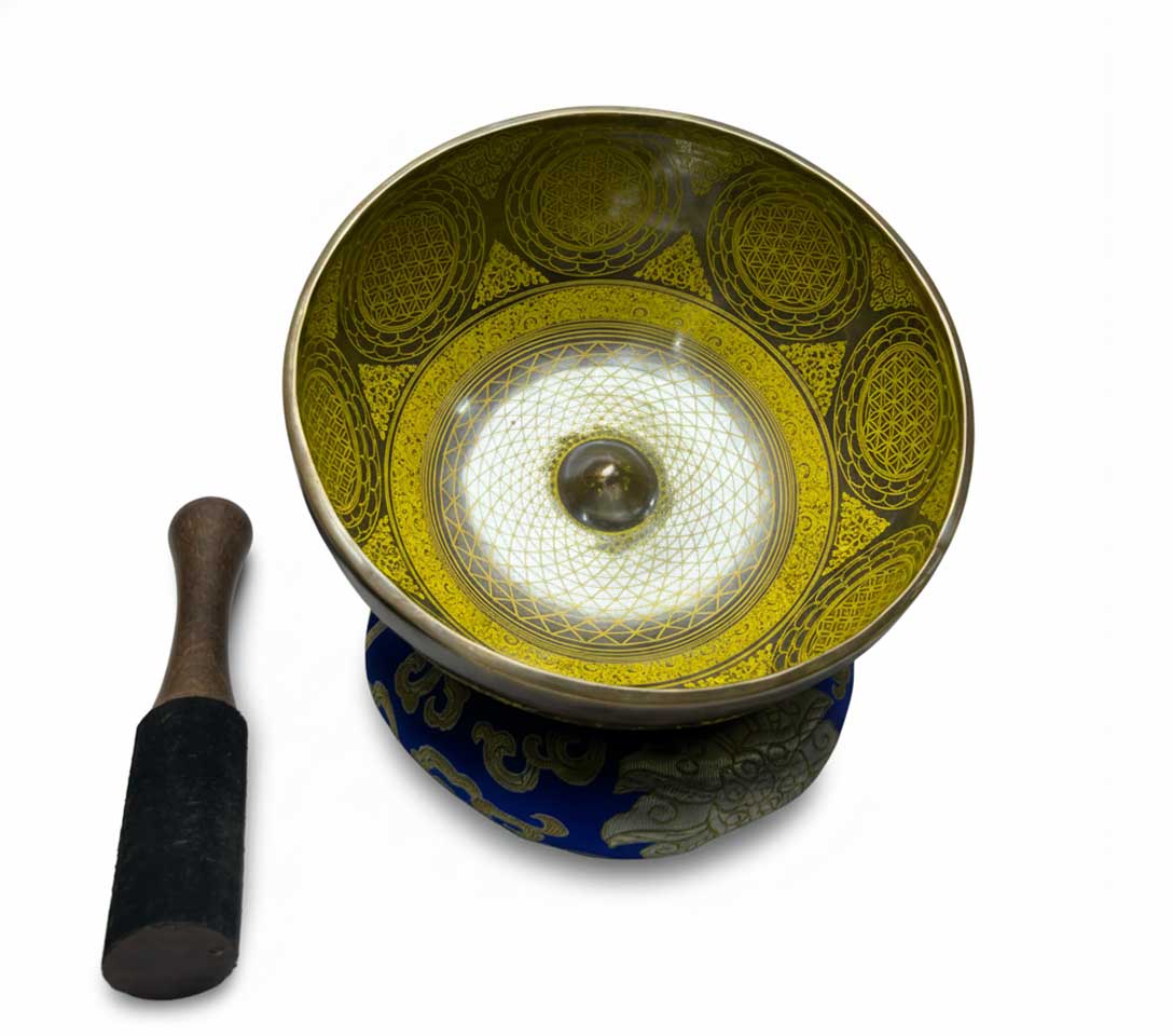 Tibetan Seven Metal Singing Bowl for Meditation and Yoga Tibetan Seven Metal Singing Bowl for Meditation and Yoga