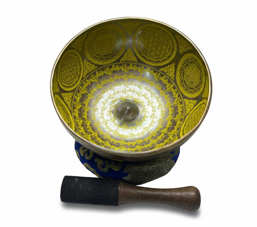 Tibetan Seven Metal Singing Bowl for Meditation and Yoga Tibetan Seven Metal Singing Bowl for Meditation and Yoga
